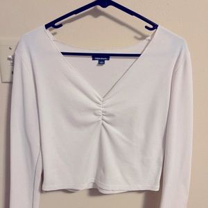 Long sleeve crop top